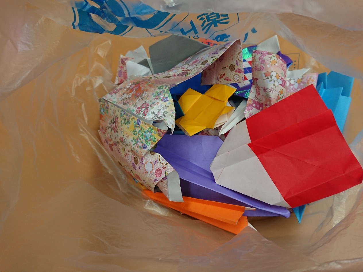 折り紙 クラブ 飛行機