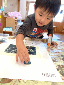 仕上げをしよう！　～刷って　写して　カレンダーマーチ♬～