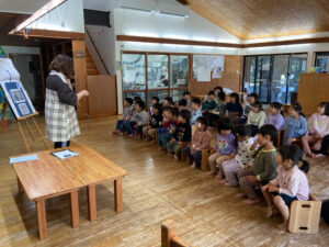 保健活動　バイ菌はどこからくるの？　良い菌と悪い菌について