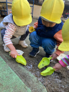 霜柱みーつけた！