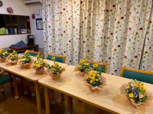 【サークル活動】フラワーアレンジメント